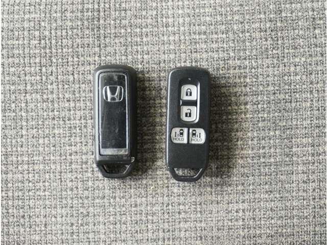 G・Lホンダセンシング ナビ バックカメラ ETC シートヒーター 両側電動スライドドア LEDヘッドライト 前席シートヒーター サイドエアバッグ カーテンエアバッグ オートエアコン スマートキー(15枚目)