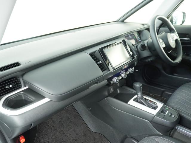 e:HEVホーム 社用車 8インチナビ バックカメラ ETC サイドエアバッグ カーテンエアバッグ ホンダコネクト LEDヘッドライト オートエアコン スマートキー スチールホイール(48枚目)
