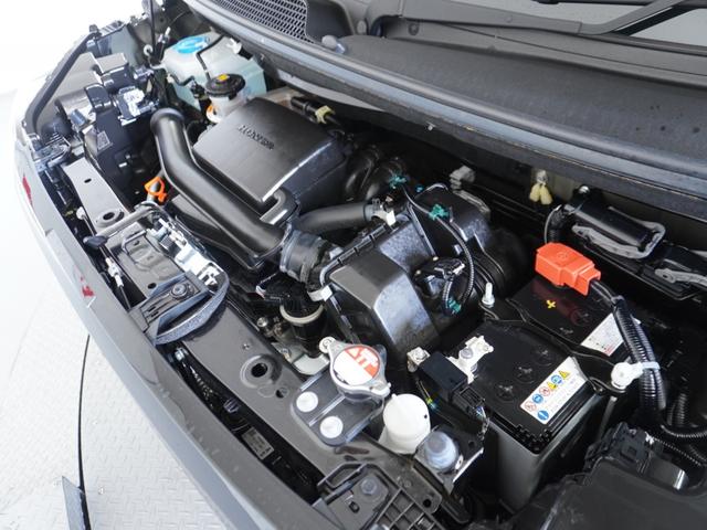 Ｎ－ＢＯＸ ベースグレード　２年保証当社試乗車ナビＲカメ両電扉ＥＴＣドラレコ　ＢＬＵＥＴＯＯＴＨ　衝突軽減システム　スマートキ－　車線維持支援システム　禁煙　電動格納式ドアミラー　カーテンエアバック　イモビライザー　ＥＣＯモード（4枚目）