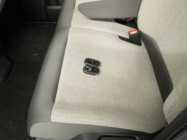 Ｎ－ＢＯＸ ベースグレード　当社試乗車ナビＤレコＲカメＥＴＣ両電扉ＢＴ地デジ　ＢＬＵＥＴＯＯＴＨ　衝突軽減システム　スマートキ－　車線維持支援システム　禁煙　電動格納式ドアミラー　カーテンエアバック　イモビライザー　ＥＣＯモード（60枚目）