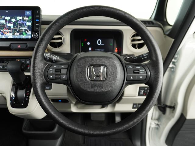 Ｎ－ＢＯＸ ベースグレード　当社試乗車ナビＲカメＤレコＥＴＣ両電扉ＢＴ地デジ　ＢＬＵＥＴＯＯＴＨ　衝突軽減システム　スマートキ－　車線維持支援システム　禁煙　電動格納式ドアミラー　カーテンエアバック　イモビライザー　ＥＣＯモード（12枚目）