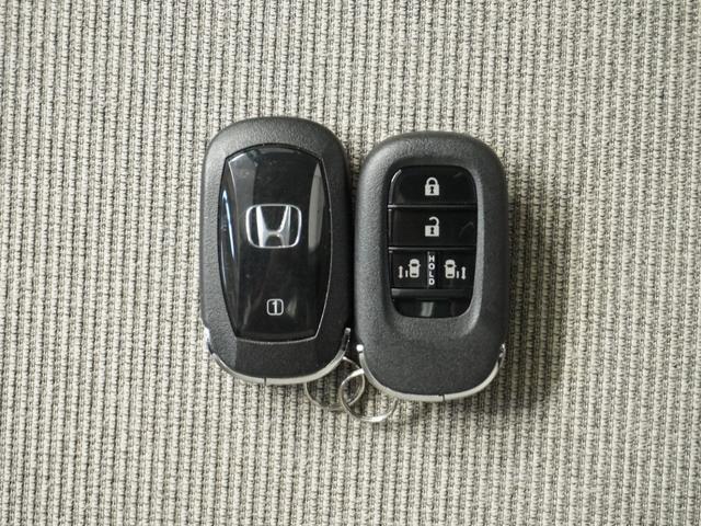 Ｎ－ＢＯＸ ベースグレード　当社試乗車ナビＲカメＤレコＥＴＣ両電扉ＢＴ地デジ　ＢＬＵＥＴＯＯＴＨ　衝突軽減システム　スマートキ－　車線維持支援システム　禁煙　電動格納式ドアミラー　カーテンエアバック　イモビライザー　ＥＣＯモード（22枚目）