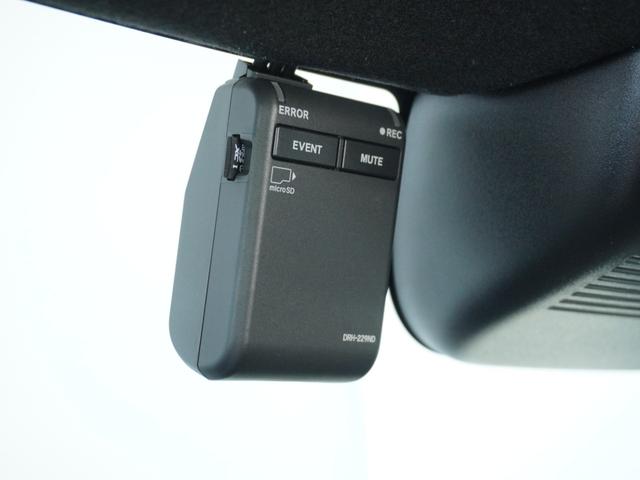 Ｎ－ＢＯＸカスタム ターボ　２年保証当社試乗車ナビＲカメ両電扉ＥＴＣドラレコ　デモカーアップ　イモビライザー　車線逸脱　ＡＣＣ　ハーフレザ　衝突安全ボディ　衝突被害軽減　ベンチシート　オートマチックハイビーム　キーフリー　ＥＳＣ（6枚目）
