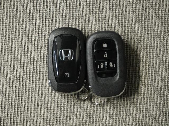 Ｎ－ＢＯＸ ベースグレード　当社試乗車ナビＤレコＲカメＥＴＣ両電扉ＢＴ　ＢＬＵＥＴＯＯＴＨ　衝突軽減システム　スマートキ－　車線維持支援システム　禁煙　電動格納式ドアミラー　カーテンエアバック　イモビライザー　ＥＣＯモード（22枚目）