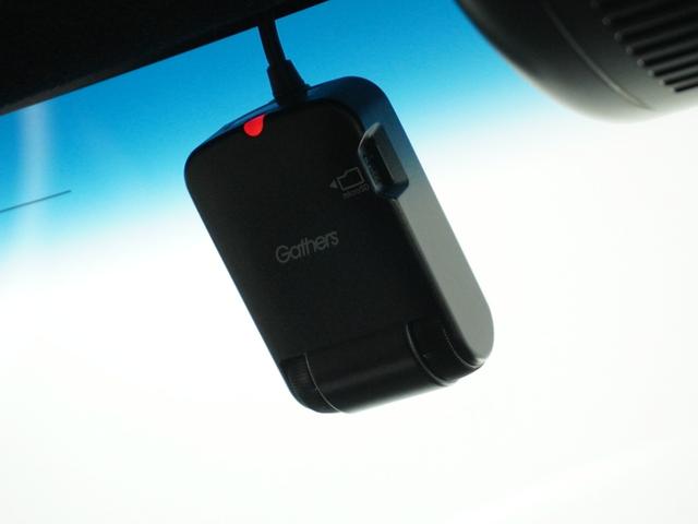 Ｎ－ＢＯＸカスタム Ｇ・Ｌターボホンダセンシング　１オ－ナ－ナビＲカメＤレコＥＴＣ両電扉ＢＴ地デジ　フルセ　両側ＰＷスライドドア　Ｂモニタ　Ｉストップ　セキュリティー　ＵＳＢ接続　クルーズコントロール　ナビＴＶ　キーレスエントリー　ＶＳＡ　ベンチＳ（5枚目）