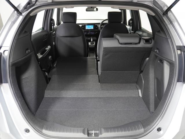 フィット e:HEVベーシック ワンオーナー 7インチナビ バックカメラ ETC 渋滞追従クルーズ Bluetooth USB入力端子 オートハイビーム 障害物センサー DVD再生 デイライト LEDヘッドライト スペアキー 禁煙車(35枚目)