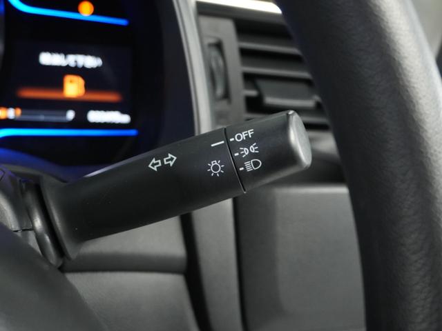 フィットハイブリッド Fパッケージ 1オ-ナ-ナビRカメETCワンセグBT接続DVD 盗難警報装置 ワンオ-ナ-車 AUTOエアコン 助手席エアバック ECON ETC付き リヤカメラ USB ABS付 DVD視聴 横滑り防止システム(47枚目)