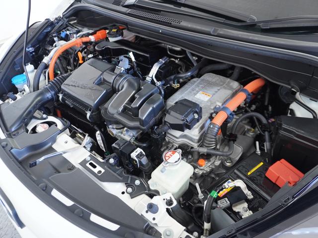 フィット e:HEVホーム 1オ-ナ-ナビ全周囲カメラETC2.0 前後誤発進抑制機能 クリソナ マルチビュー 助手席エアバッグ 運転席エアバッグ 1オナ アイドリングストップ LEDライト USB接続 バックカメラ ABS(4枚目)