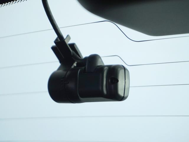 フィット e:HEVホーム 1オ-ナ-ナビ全周囲カメラETC2.0 前後誤発進抑制機能 クリソナ マルチビュー 助手席エアバッグ 運転席エアバッグ 1オナ アイドリングストップ LEDライト USB接続 バックカメラ ABS(7枚目)