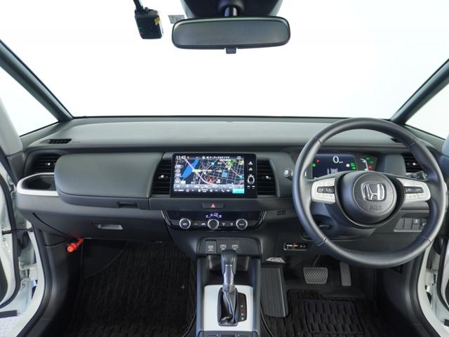 フィット e:HEVホーム 1オ-ナ-ナビ全周囲カメラETC2.0 前後誤発進抑制機能 クリソナ マルチビュー 助手席エアバッグ 運転席エアバッグ 1オナ アイドリングストップ LEDライト USB接続 バックカメラ ABS(9枚目)