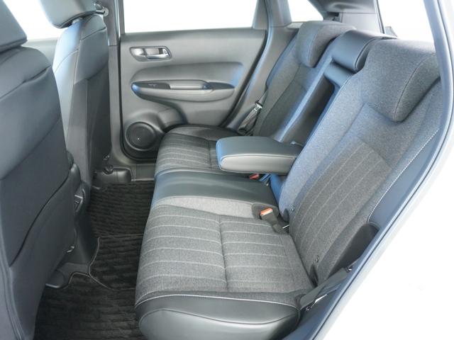 フィット e:HEVホーム 1オ-ナ-ナビ全周囲カメラETC2.0 前後誤発進抑制機能 クリソナ マルチビュー 助手席エアバッグ 運転席エアバッグ 1オナ アイドリングストップ LEDライト USB接続 バックカメラ ABS(13枚目)