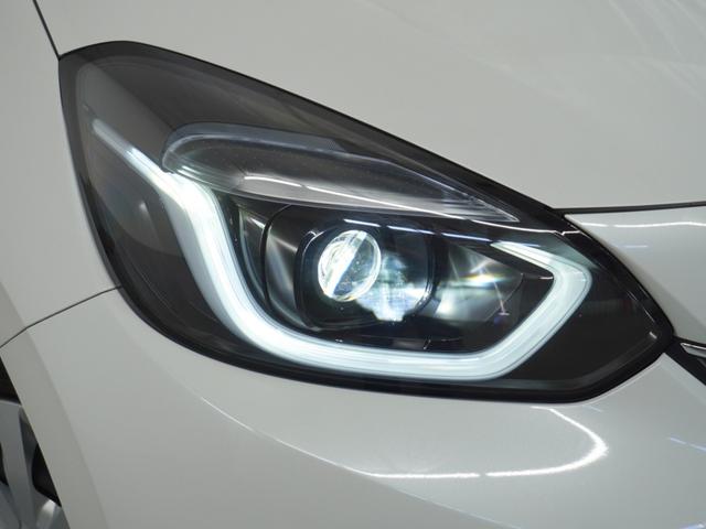 フィット e:HEVホーム 1オ-ナ-ナビ全周囲カメラETC2.0 前後誤発進抑制機能 クリソナ マルチビュー 助手席エアバッグ 運転席エアバッグ 1オナ アイドリングストップ LEDライト USB接続 バックカメラ ABS(16枚目)