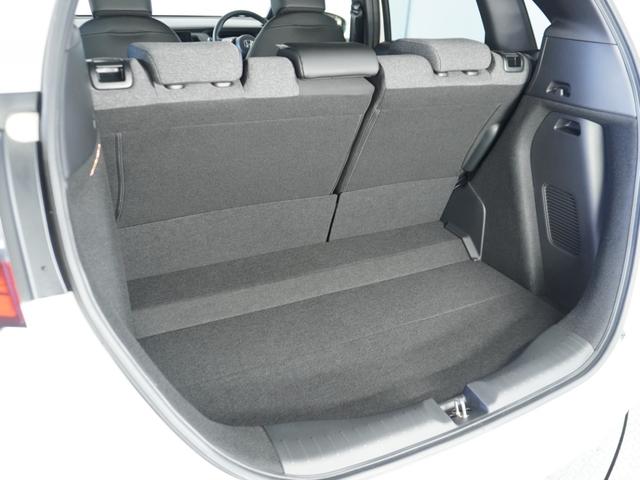 フィット e:HEVホーム 1オ-ナ-ナビ全周囲カメラETC2.0 前後誤発進抑制機能 クリソナ マルチビュー 助手席エアバッグ 運転席エアバッグ 1オナ アイドリングストップ LEDライト USB接続 バックカメラ ABS(51枚目)