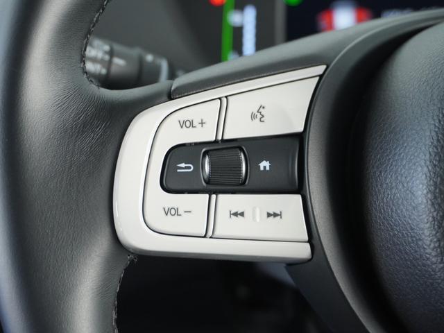 フィット e:HEVホーム 1オ-ナ-ナビ全周囲カメラETC2.0 前後誤発進抑制機能 クリソナ マルチビュー 助手席エアバッグ 運転席エアバッグ 1オナ アイドリングストップ LEDライト USB接続 バックカメラ ABS(72枚目)