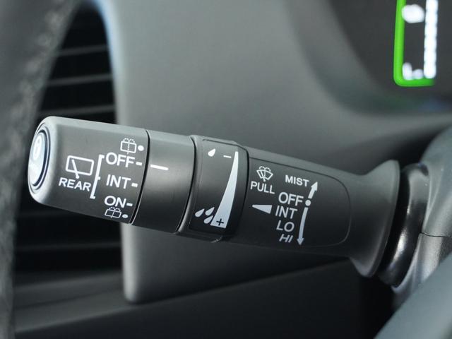 フィット e:HEVホーム 1オ-ナ-ナビ全周囲カメラETC2.0 前後誤発進抑制機能 クリソナ マルチビュー 助手席エアバッグ 運転席エアバッグ 1オナ アイドリングストップ LEDライト USB接続 バックカメラ ABS(74枚目)