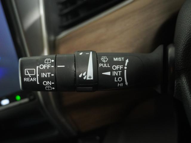 フリードハイブリッド ハイブリッド・Gホンダセンシング 1オ-ナ-両電扉ナビRカメラETC 軽減ブレーキ キーフリーシステム DVD再生可能 サイドカーテンエアバック ECON 後カメラ Aクルーズ 地デジフルセグTV LEDヘッドランプ シートH USB(40枚目)