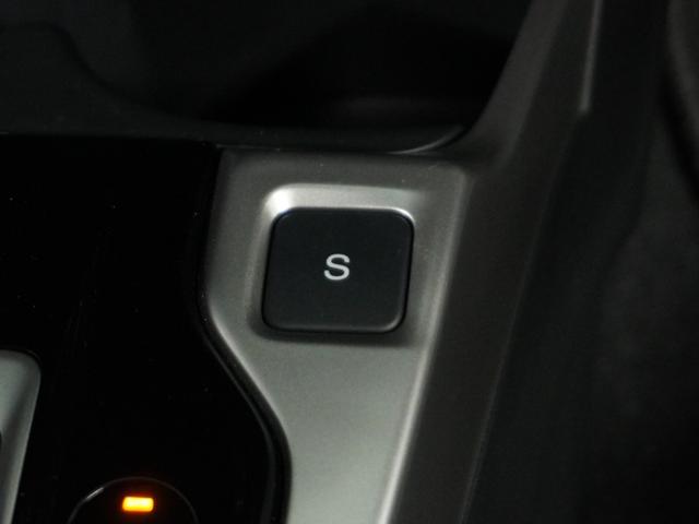 フィットハイブリッド F 1オ-ナ-ナビRカメETCクルコンBT地デジ 地デジTV ナビTV リアカメラ 横滑り防止装置 フルオートエアコン イモビライザー キーフリーシステム 全席パワーウインドウ パワーステアリング ABS(20枚目)