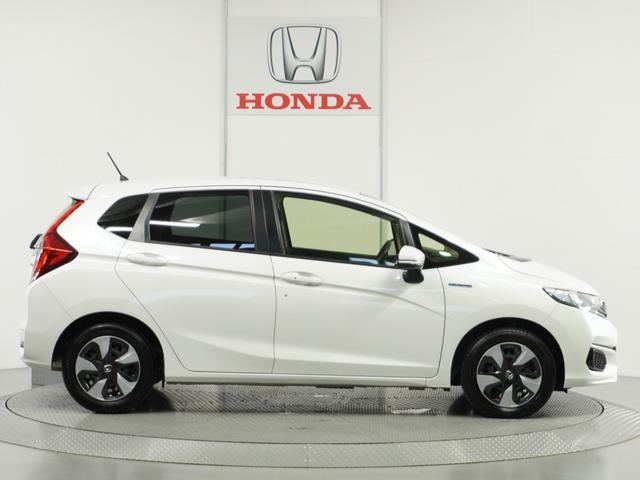 フィットハイブリッド F 1オ-ナ-ナビRカメETCクルコンBT地デジ 地デジTV ナビTV リアカメラ 横滑り防止装置 フルオートエアコン イモビライザー キーフリーシステム 全席パワーウインドウ パワーステアリング ABS(23枚目)