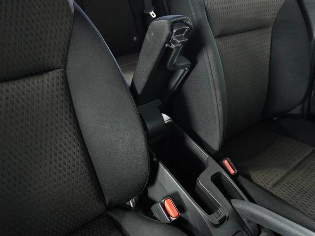 フィットハイブリッド F 1オ-ナ-ナビRカメETCクルコンBT地デジ 地デジTV ナビTV リアカメラ 横滑り防止装置 フルオートエアコン イモビライザー キーフリーシステム 全席パワーウインドウ パワーステアリング ABS(51枚目)