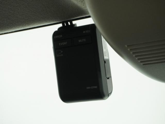 N-BOX ベースグレード 当社試乗車ナビRカメDレコETC両電扉BT 衝突軽減システム スマートキ- 禁煙 カーテンエアバック イモビライザー ECOモード 横滑り防止 オートクルーズ LEDヘッドライト キーフリー 地デジ(7枚目)