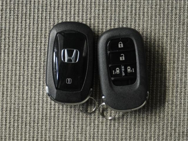 N-BOX ベースグレード 当社試乗車ナビRカメDレコETC両電扉BT 衝突軽減システム スマートキ- 禁煙 カーテンエアバック イモビライザー ECOモード 横滑り防止 オートクルーズ LEDヘッドライト キーフリー 地デジ(22枚目)