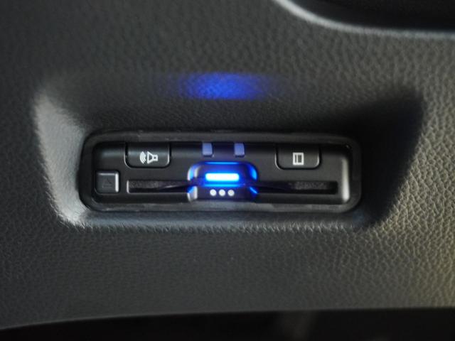 フィット RS 2年保証当社試乗車ナビRカメラETCドラレコ USBポート コーナーセンサー イモビライザー 地デジフルセグ リアカメラ LEDヘッドライト アイドリングストップ DVD再生 エアコン ETC車載器(9枚目)