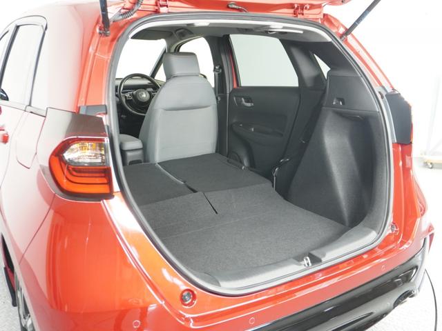 フィット RS 2年保証当社試乗車ナビRカメラETCドラレコ USBポート コーナーセンサー イモビライザー 地デジフルセグ リアカメラ LEDヘッドライト アイドリングストップ DVD再生 エアコン ETC車載器(20枚目)