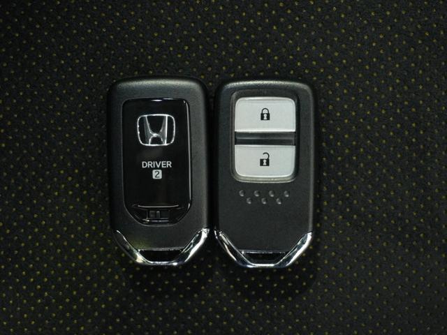 フィット RS 2年保証当社試乗車ナビRカメラETCドラレコ USBポート コーナーセンサー イモビライザー 地デジフルセグ リアカメラ LEDヘッドライト アイドリングストップ DVD再生 エアコン ETC車載器(24枚目)