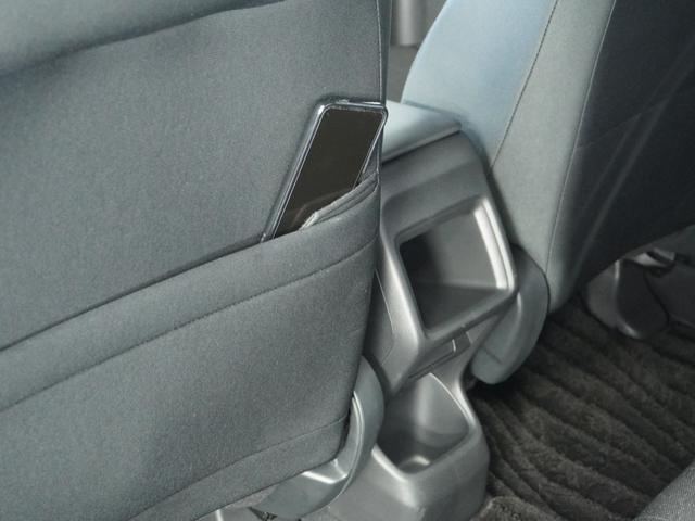 ヴェゼル e:HEVX 1オ-ナナビRカメDレコ前後ETC2.0 前後障害物センサー AAC 1オーナ イモビライザー スマ-トキ- 誤発進抑制 PW リアカメラ クルコン ESC ETC装備 キーフリー LEDヘッドランプ(69枚目)