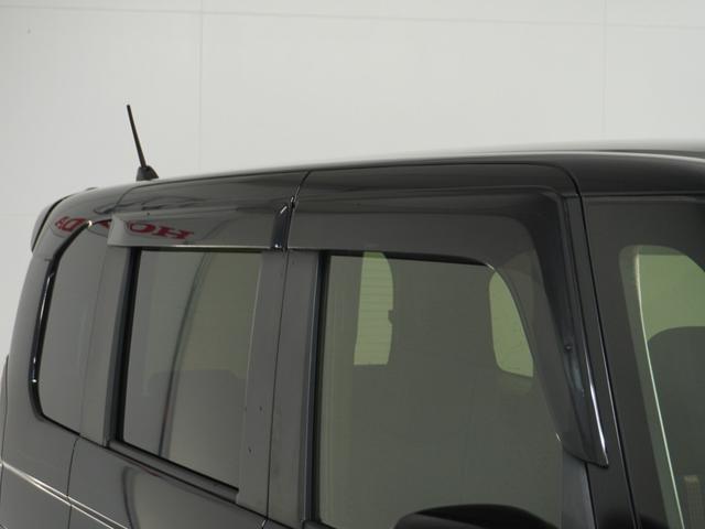 N-BOXカスタム G・Lホンダセンシング ナビRカメDレコETC片電扉BT地デジLED 地デジTV 助手席エアバッグ キーレス シートH アイドリングST セキュリティーアラーム スマ-トキ- リアカメラ ナビTV 前車追従機能 USB(34枚目)