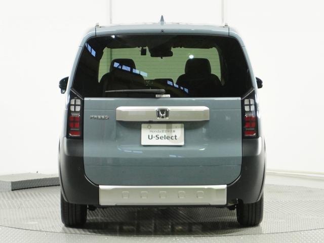 フリード クロスター　当社試乗車ナビＤレコＲカメＥＴＣ両電扉ＢＴ　地デジフルセグ　両側電動パワースライドドア　後カメラ　禁煙車両　ドラレコ　ＵＳＢ　盗難防止システム　ＬＥＤヘッドランプ　エアコン　ＥＳＣ　サイドエアバック（29枚目）