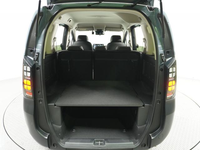 フリード クロスター　当社試乗車ナビＤレコＲカメＥＴＣ両電扉ＢＴ　地デジフルセグ　両側電動パワースライドドア　後カメラ　禁煙車両　ドラレコ　ＵＳＢ　盗難防止システム　ＬＥＤヘッドランプ　エアコン　ＥＳＣ　サイドエアバック（49枚目）