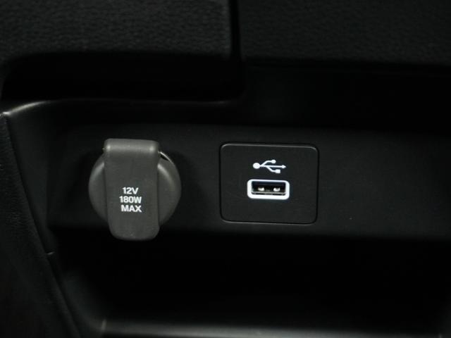 フリード クロスター　当社試乗車ナビＤレコＲカメＥＴＣ両電扉ＢＴ　地デジフルセグ　両側電動パワースライドドア　後カメラ　禁煙車両　ドラレコ　ＵＳＢ　盗難防止システム　ＬＥＤヘッドランプ　エアコン　ＥＳＣ　サイドエアバック（65枚目）