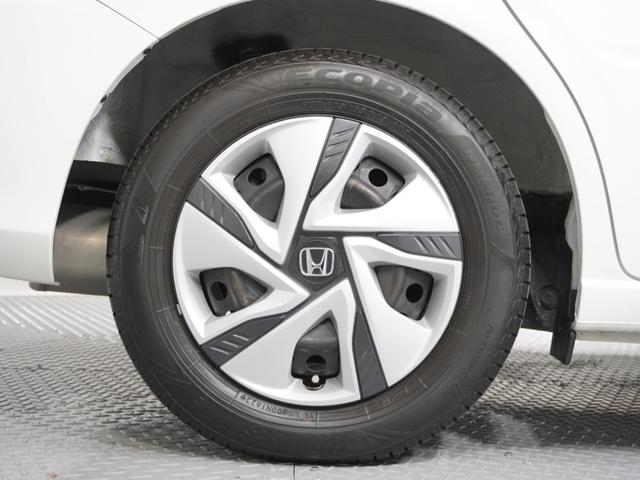 フリードハイブリッド ハイブリッド・Gホンダセンシング 1オ-ナ-ナビDレコRカメETC両電扉BT地デジ アダプティブクルーズコントロール Bluetooth 障害物センサー LEDヘッドライト フルセグ DVD再生 6人乗り3列シート 禁煙車 ECON(18枚目)