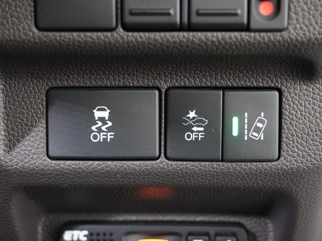 フリードハイブリッド ハイブリッド・Gホンダセンシング 1オ-ナ-ナビDレコRカメETC両電扉BT地デジ アダプティブクルーズコントロール Bluetooth 障害物センサー LEDヘッドライト フルセグ DVD再生 6人乗り3列シート 禁煙車 ECON(40枚目)