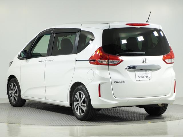 フリード Ｇ　ナビＲカメＤレコＥＴＣ両電扉ＢＴシ－トヒ－タ－　アダプティブクルーズコントロール　Ｂｌｕｅｔｏｏｔｈ　フルセグＴＶ　ＣＤ／ＤＶＤ再生　１５インチ純正アルミホイール　２列目ウォークスルー　禁煙車　ＬＥＤ（31枚目）