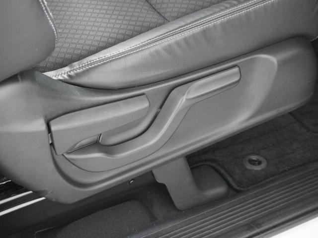 フリード Ｇ　ナビＲカメＤレコＥＴＣ両電扉ＢＴシ－トヒ－タ－　アダプティブクルーズコントロール　Ｂｌｕｅｔｏｏｔｈ　フルセグＴＶ　ＣＤ／ＤＶＤ再生　１５インチ純正アルミホイール　２列目ウォークスルー　禁煙車　ＬＥＤ（43枚目）