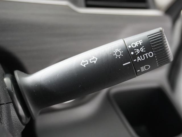 フリード Ｇ　ナビＲカメＤレコＥＴＣ両電扉ＢＴシ－トヒ－タ－　アダプティブクルーズコントロール　Ｂｌｕｅｔｏｏｔｈ　フルセグＴＶ　ＣＤ／ＤＶＤ再生　１５インチ純正アルミホイール　２列目ウォークスルー　禁煙車　ＬＥＤ（51枚目）