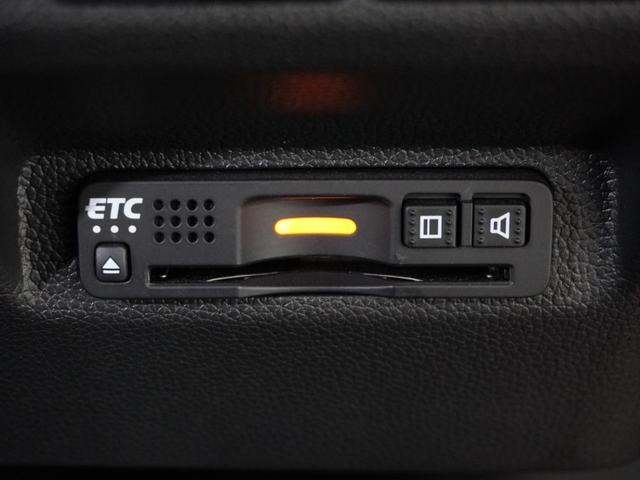 フリードハイブリッド ハイブリッド・Ｇホンダセンシング　１オ－ナ－ナビＤレコＲカメＥＴＣ両電扉ＢＴ地デジ　アダプティブクルーズコントロール　Ｂｌｕｅｔｏｏｔｈ　シートヒーター　１５インチ純正アルミホイール　フルセグＴＶ　ＤＶＤ　ＵＳＢ　スペアキー有　禁煙車（6枚目）