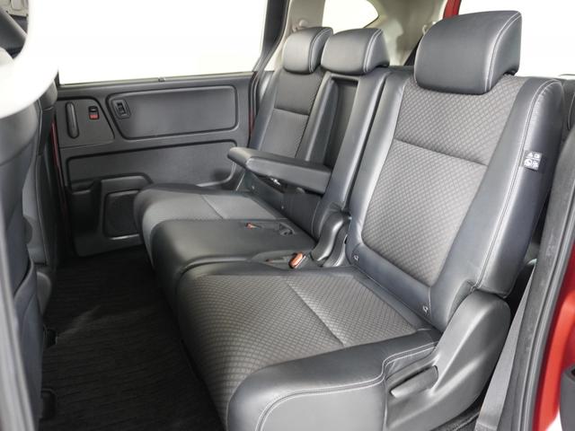 フリードハイブリッド ハイブリッド・Ｇホンダセンシング　１オ－ナ－ナビＤレコＲカメＥＴＣ両電扉ＢＴ地デジ　アダプティブクルーズコントロール　Ｂｌｕｅｔｏｏｔｈ　シートヒーター　１５インチ純正アルミホイール　フルセグＴＶ　ＤＶＤ　ＵＳＢ　スペアキー有　禁煙車（13枚目）