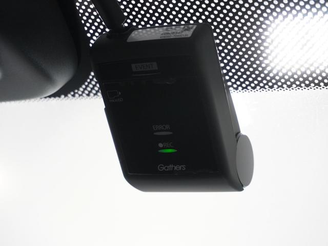 シビック ハッチバック 1オ-ナ-ナビDレコRカメETCクルコンBT アダプティブクルーズ Bluetooth シートヒーター オートハイビーム 18インチ純正アルミホイール 禁煙車 フルセグTV DVD再生 レーンアシスト(6枚目)