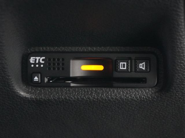 シビック ハッチバック 1オ-ナ-ナビDレコRカメETCクルコンBT アダプティブクルーズ Bluetooth シートヒーター オートハイビーム 18インチ純正アルミホイール 禁煙車 フルセグTV DVD再生 レーンアシスト(7枚目)