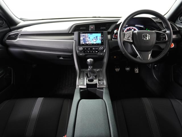 シビック ハッチバック 1オ-ナ-ナビDレコRカメETCクルコンBT アダプティブクルーズ Bluetooth シートヒーター オートハイビーム 18インチ純正アルミホイール 禁煙車 フルセグTV DVD再生 レーンアシスト(9枚目)