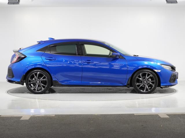 シビック ハッチバック 1オ-ナ-ナビDレコRカメETCクルコンBT アダプティブクルーズ Bluetooth シートヒーター オートハイビーム 18インチ純正アルミホイール 禁煙車 フルセグTV DVD再生 レーンアシスト(28枚目)