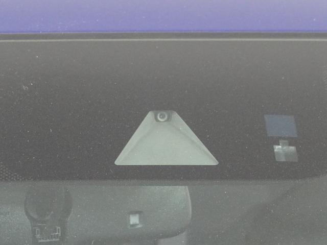 シビック ハッチバック 1オ-ナ-ナビDレコRカメETCクルコンBT アダプティブクルーズ Bluetooth シートヒーター オートハイビーム 18インチ純正アルミホイール 禁煙車 フルセグTV DVD再生 レーンアシスト(33枚目)