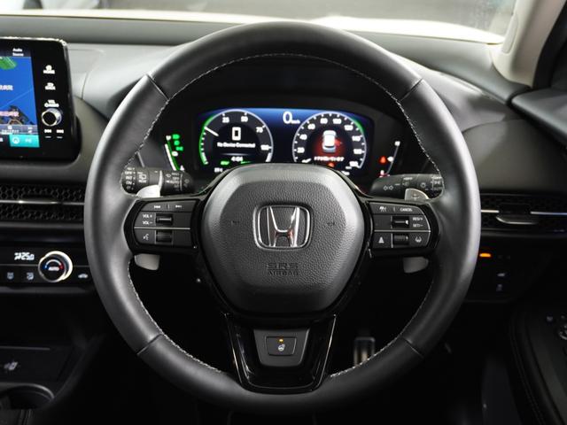 ＺＲ－Ｖ ｅ：ＨＥＶＺ　１オ－ナ－ナビ全周囲カメＤレコＥＴＣ２．０地デジ　アダプティブクルーズコントロール　Ｂｌｕｅｔｏｏｔｈ　後退出庫サポート　障害物センサー　ハンドルヒーター　シートヒーター　ヒルダウンアシスト　禁煙車（11枚目）