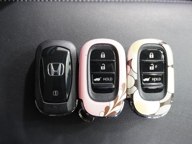 ＺＲ－Ｖ ｅ：ＨＥＶＺ　１オ－ナ－ナビ全周囲カメＤレコＥＴＣ２．０地デジ　アダプティブクルーズコントロール　Ｂｌｕｅｔｏｏｔｈ　後退出庫サポート　障害物センサー　ハンドルヒーター　シートヒーター　ヒルダウンアシスト　禁煙車（21枚目）