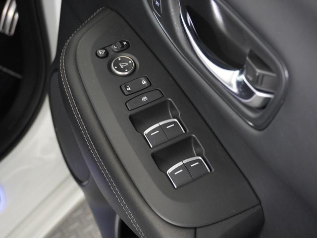 ＺＲ－Ｖ ｅ：ＨＥＶＺ　１オ－ナ－ナビ全周囲カメＤレコＥＴＣ２．０地デジ　アダプティブクルーズコントロール　Ｂｌｕｅｔｏｏｔｈ　後退出庫サポート　障害物センサー　ハンドルヒーター　シートヒーター　ヒルダウンアシスト　禁煙車（58枚目）