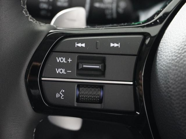 ＺＲ－Ｖ ｅ：ＨＥＶＺ　１オ－ナ－ナビ全周囲カメＤレコＥＴＣ２．０地デジ　アダプティブクルーズコントロール　Ｂｌｕｅｔｏｏｔｈ　後退出庫サポート　障害物センサー　ハンドルヒーター　シートヒーター　ヒルダウンアシスト　禁煙車（66枚目）