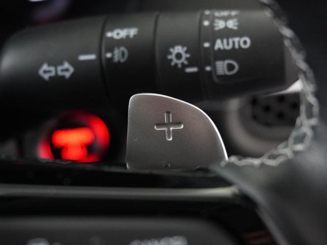 ＺＲ－Ｖ ｅ：ＨＥＶＺ　１オ－ナ－ナビ全周囲カメＤレコＥＴＣ２．０地デジ　アダプティブクルーズコントロール　Ｂｌｕｅｔｏｏｔｈ　後退出庫サポート　障害物センサー　ハンドルヒーター　シートヒーター　ヒルダウンアシスト　禁煙車（67枚目）